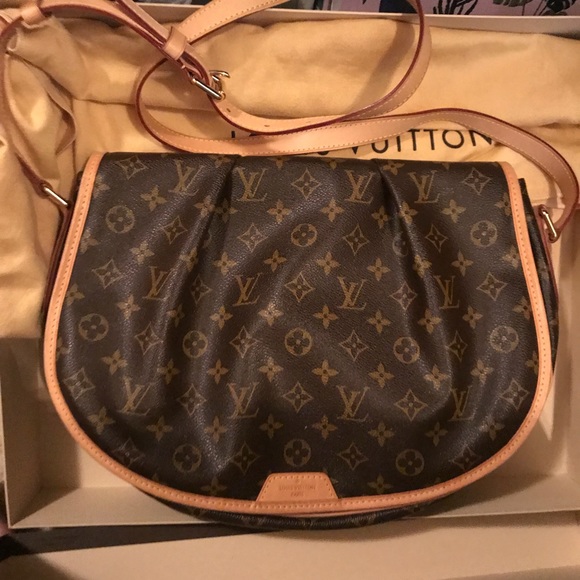 louis vuitton menilmontant pm dimensions